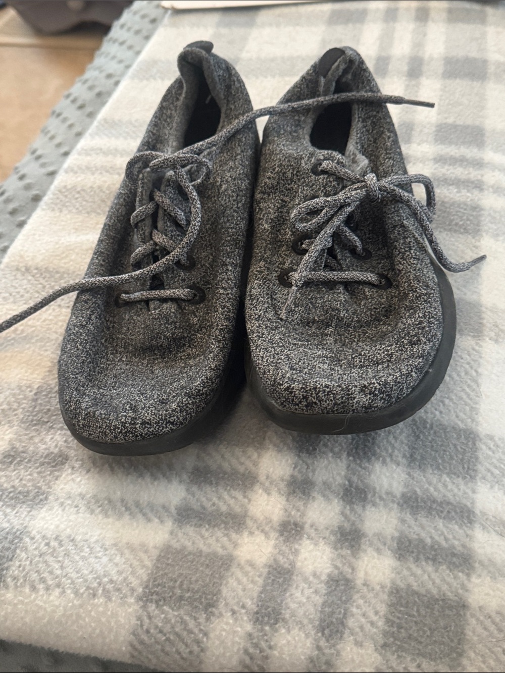 allbirds Men’s Gray Wool Runner Sneakers